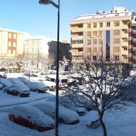 Www Apartamento Conde De Leon Wordpress Com Parking Opcional Bagian luar foto
