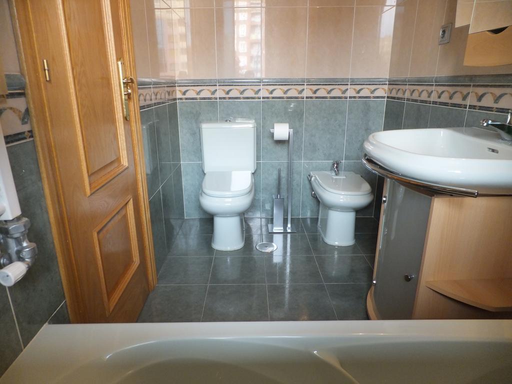 Www Apartamento Conde De Leon Wordpress Com Parking Opcional Bagian luar foto